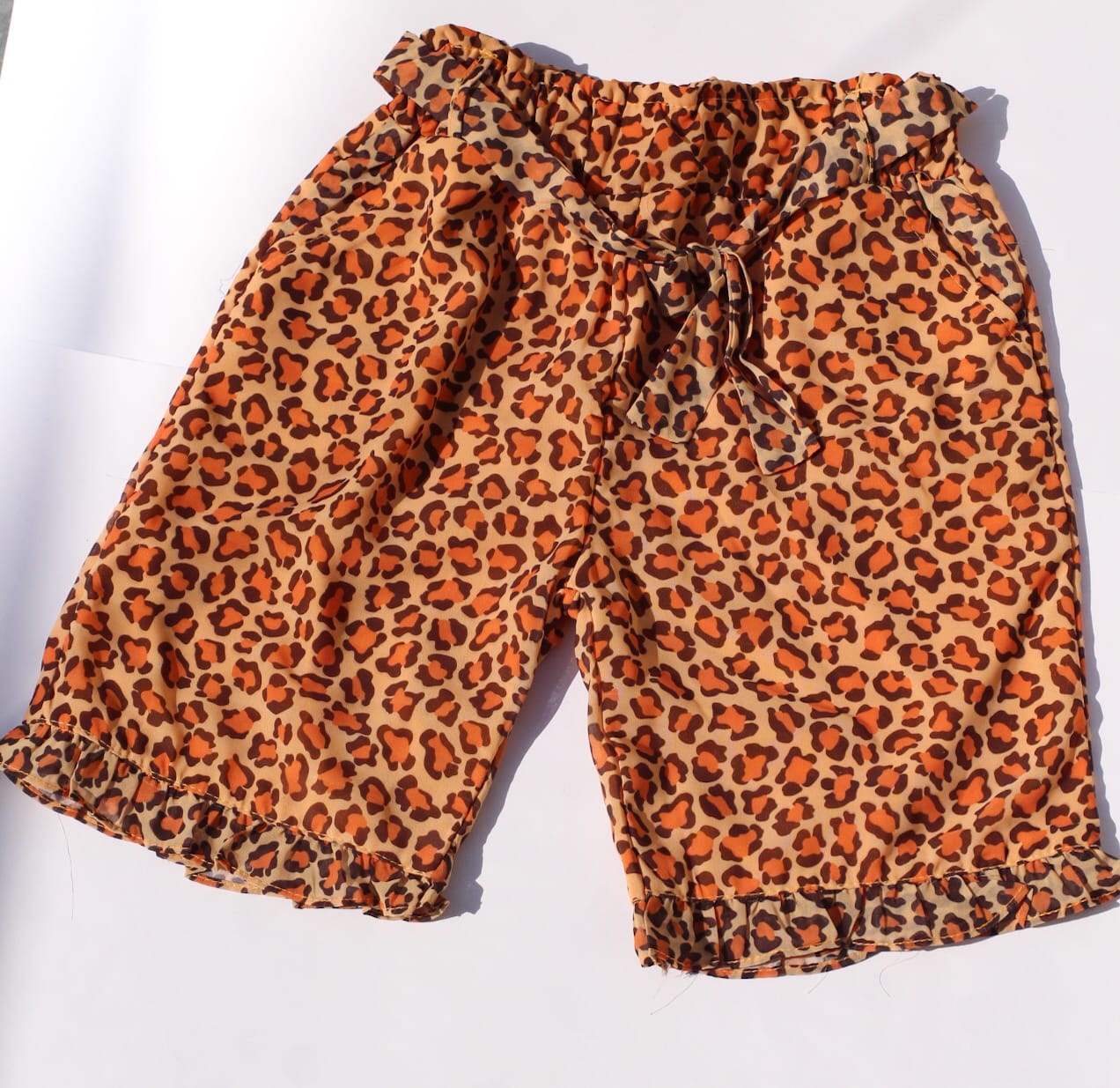 Dynamic Leopard Chic Suit